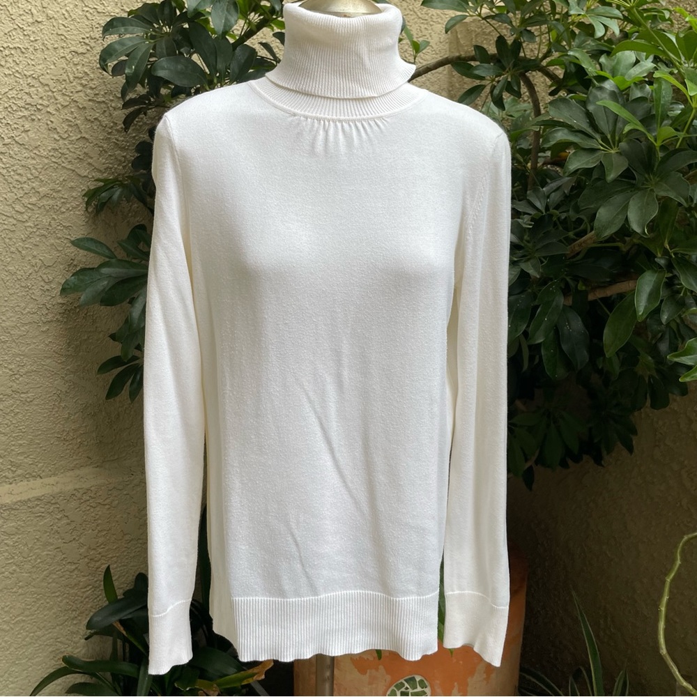 Vintage white Talbots Pima cotton knitted sweater